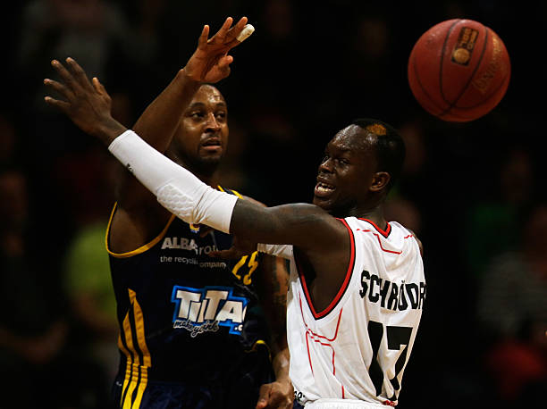 伤力极大 伤力极大