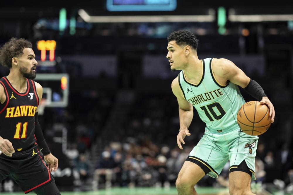 捉襟见肘的 捉襟见肘的