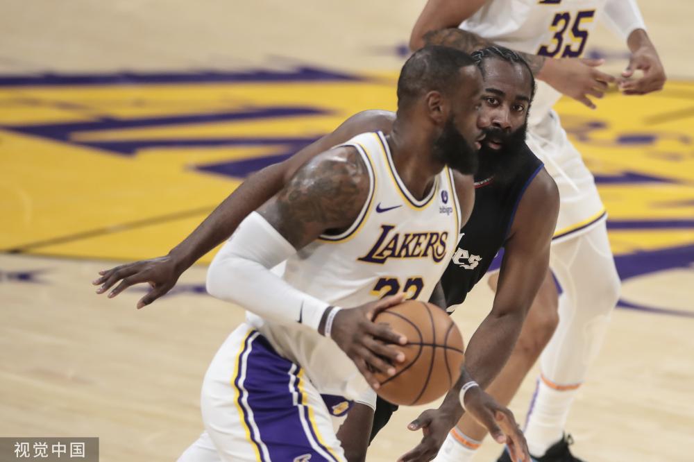 我们期待着 我们期待着