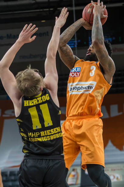 后来转型成 后来转型成