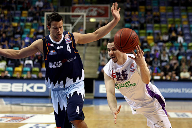 球比赛中 球比赛中